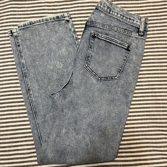 Jeans - Picture 3 of 4